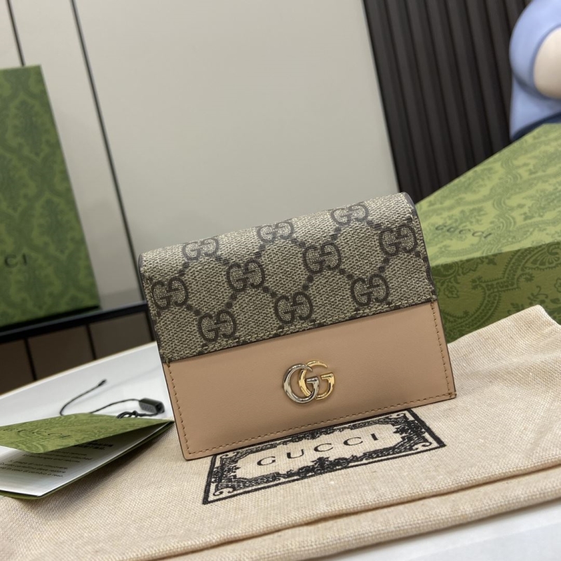 G*u*i wallets & purse